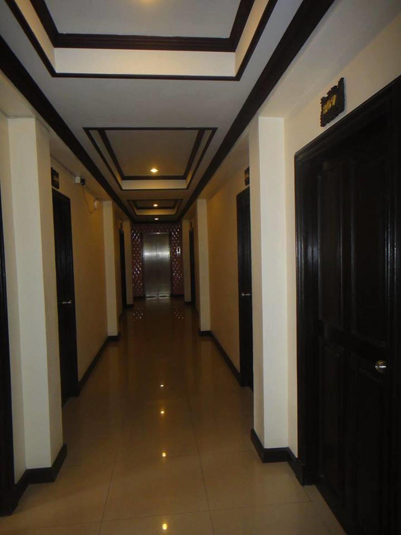 Safe House Hostel Patong Zewnętrze zdjęcie